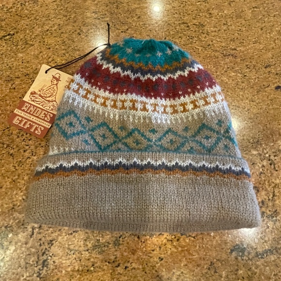 NEW! Andes Gifts Colorful Reversible Hat, Beanie. Super Soft Knit. NWT! - Picture 5 of 7